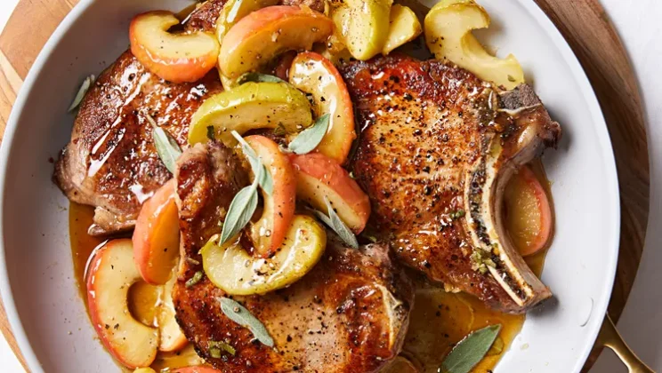Easy Pork Chop Dinner Recipe You Can Make in 30 Minutes