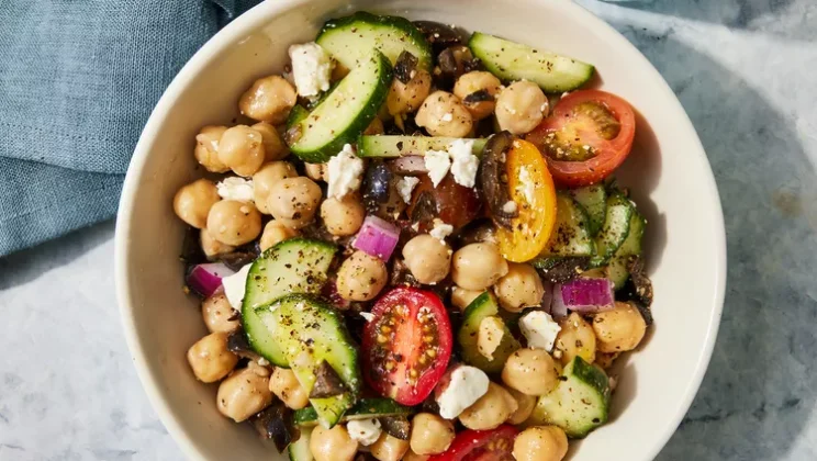 Viral Recipe: Greek Garbanzo Bean Salad That Took Over TikTok