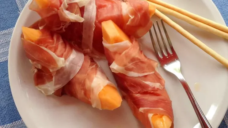 How to Make Prosciutto e Melone (Easy Recipe Step-by-Step)