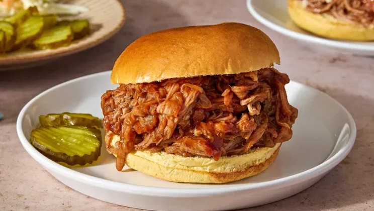 How to Make Delicious Slow Cooker Pulled Pork Sandwich — Quick & Easy!