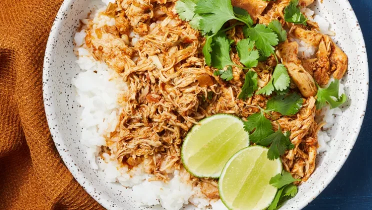 How to Make the Perfect Slow Cooker Lime Cilantro Chicken at Home